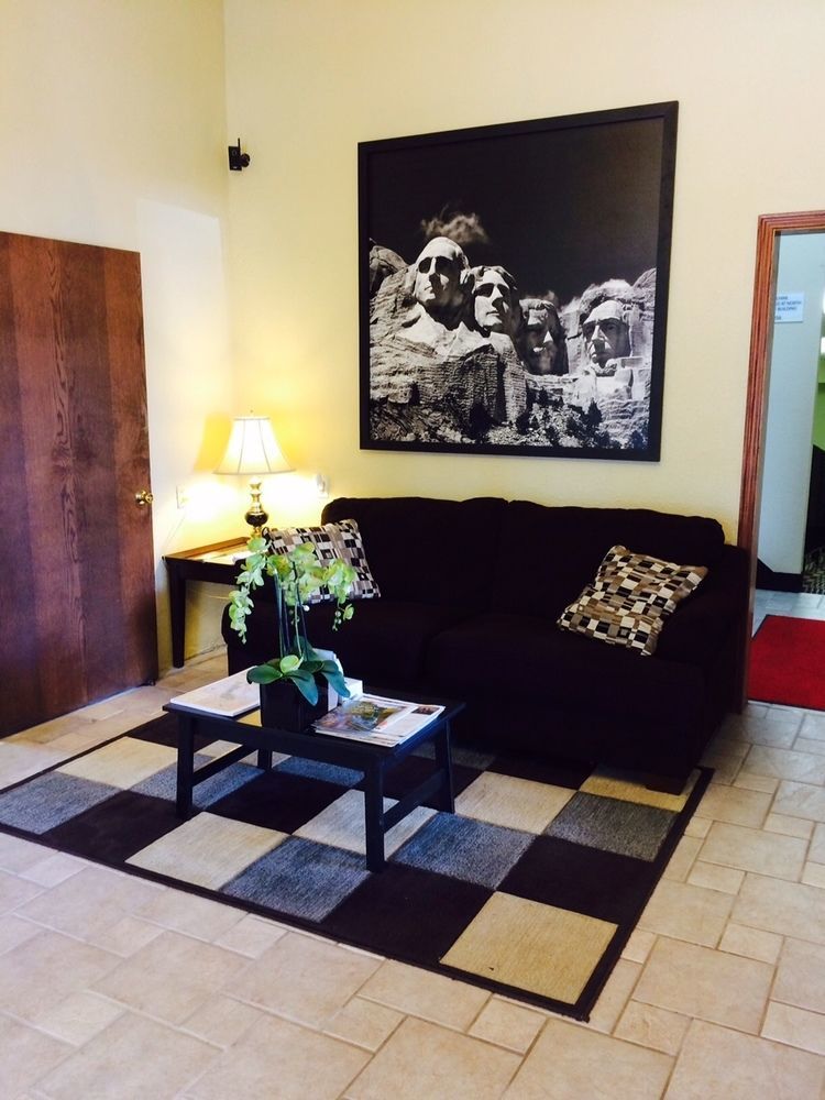 Super 8 By Wyndham Chadron Ne Otel Dış mekan fotoğraf