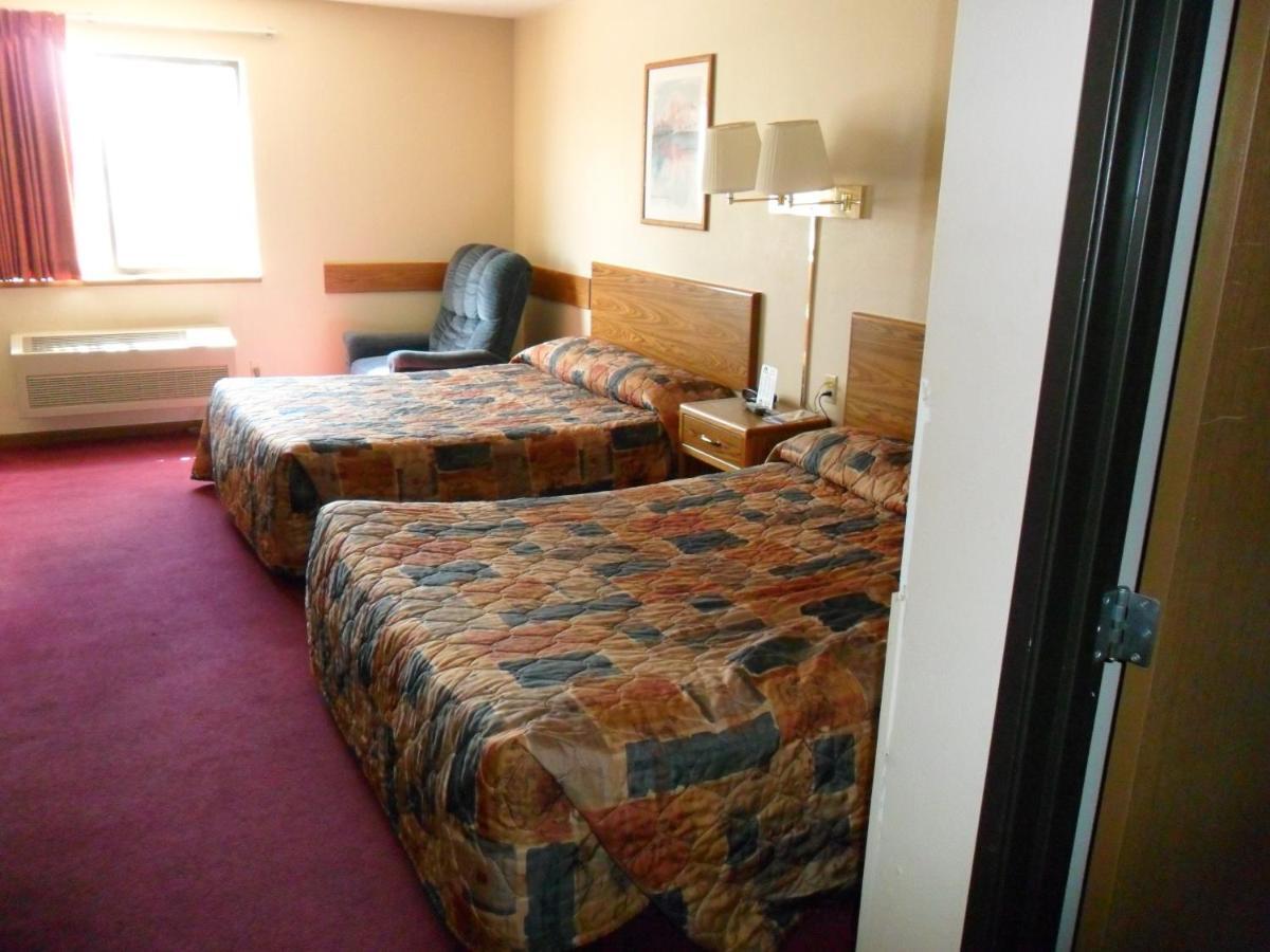Super 8 By Wyndham Chadron Ne Otel Dış mekan fotoğraf